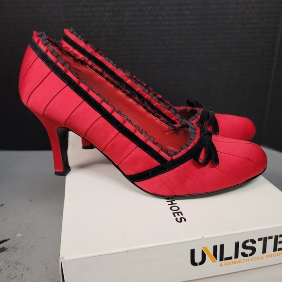 Unlisted by Kenneth Cole Shoes - LAST CALL$ UNLISTED KENNETH COLE CHARM-ING 8.5 RED BLACK HEELS 👠